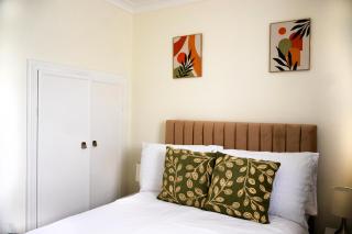 Home away from Home - Aveley - 5