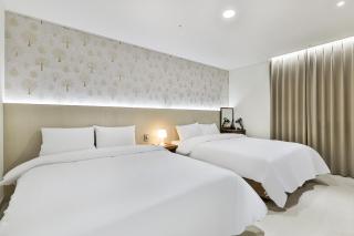 Hotel Onggi - Gyeongju - 6