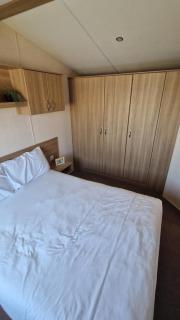 Spacious 6 Bed Caravan with Decking - Hayling Island - 6