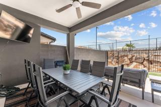 Popular Poolside Retreat townhouse - Washington - 2