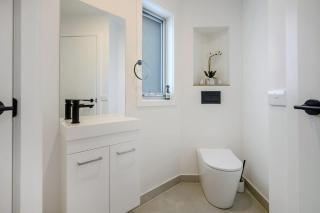 Villa No 5 Brand New close to shops 10 min Airport - 4