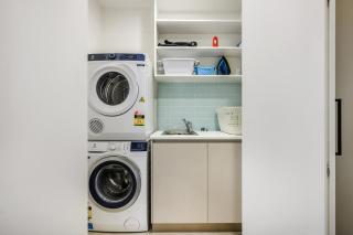 Villa No 5 Brand New close to shops 10 min Airport - 3