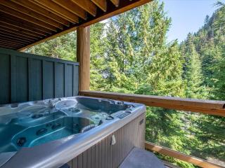 Taluswood 14 by Outpost Whistler - Whistler - 9