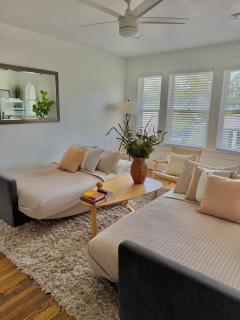 Stylish 2BR, Walk to Pearl, Riverwalk - San Antonio - 5