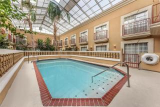 Best Western Plus Atrium Inn - 4