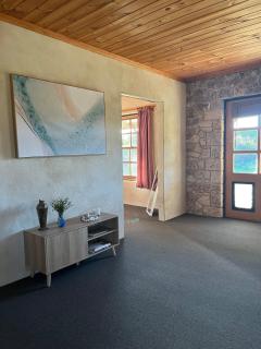 Wilde Retreat Cottage - 3