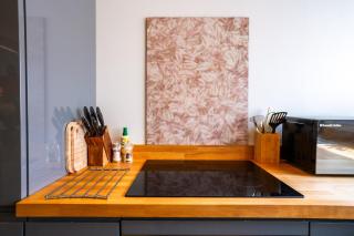 Mint Lodge 1BR with Hot Tub and Sauna near Black Mountain - Garnant - 1