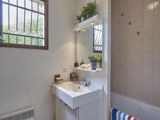 Tidy bungalow with dishwasher on a green domain, cleaning included - Quillan - 4