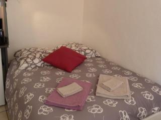 Apartment in Bayeux near D-Day Beaches, cleaning included - 6
