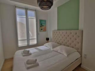 Apartment in Antibes near Sandy Beaches, cleaning included - Antibes - 8