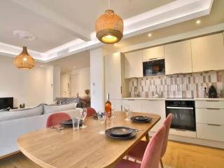 Apartment in Antibes near Sandy Beaches, cleaning included - Antibes - 0