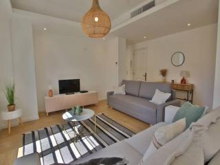 Apartment in Antibes near Sandy Beaches, cleaning included - Antibes - 9