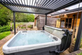 Rosemary Lodge 2BR with Hot Tub and Sauna near Black Mountain - Garnant - 9