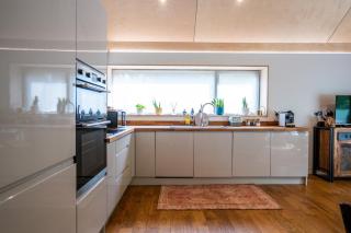 Rosemary Lodge 2BR with Hot Tub and Sauna near Black Mountain - Garnant - 1