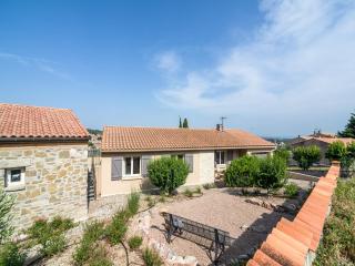 Villa in Caunes-Minervois with Private Pool, cleaning included - Caunes-Minervois - 2