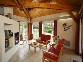 Spacious terrace near a swimming lake, cleaning included - Quillan - 8
