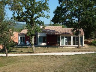 Spacious terrace near a swimming lake, cleaning included - Quillan - 0