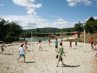 Tidy bungalow on a green domain, cleaning included - Quillan - 2