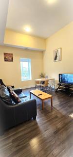 Perfect Location! Quiet-Spacious-2 Bed-2 Bath - Windsor - 2