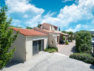 Villa in Taradeau near Vineyards & Beaches, cleaning included - Taradeau - 0