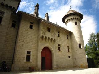 Castle in France with pool near Grand Colombier, cleaning included - Serrières-en-Chautagne - 7