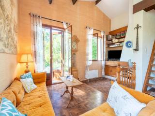 Holiday Home in Cazouls with Pool & Vineyards, cleaning included - Cazouls-lès-Béziers - 8
