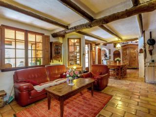 Holiday Home in Le Luc with Pool & Vineyards, cleaning included - Le Luc - 0