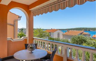 Lovely Apartment In Barbat Na Rabu - 2