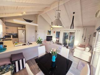 Sunny Boutique House with Pool Mount Maunganui - Mount Maunganui - 9