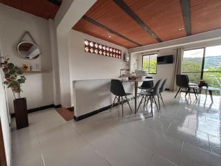 Apartamento Vista Bella en la mitad de Medellin - 6