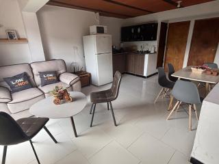 Apartamento Vista Bella en la mitad de Medellin - Medellín - 3