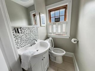 Spacious 3 bed 2 and a half bath 2pk spot - Cincinnati - 8