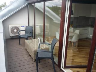 Napoleon Hill Apartment - 3