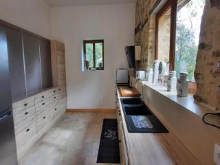 Holiday Home in Haute-Vienne near Nature Park, cleaning included - Les Salles-Lavauguyon - 0