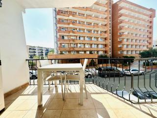 CLAUDIA A. Apartamento playa Roses – terraza y confort - ES-258-153 - 5