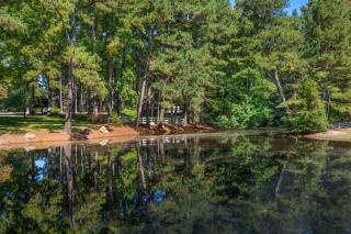 Pet-Friendly 3BR Lake House Firepit Pier - Skippers - 5
