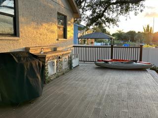 Waterfront Private Dock 4BR 2 Bath kayaks and Hot Tub - Clearwater - 3