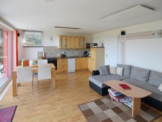 Bright holiday home in Schnett, cleaning included - Schnett - 1