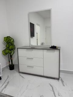Brand new -Stylish Studio Near to Yas & Airport - Abu Dhabi - 9