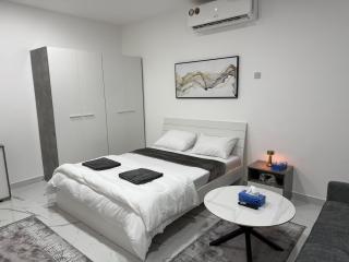 Brand new -Stylish Studio Near to Yas & Airport - Abu Dhabi - 6