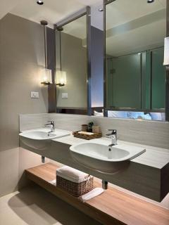 Hotel Residences At Acqua - Manila - 9