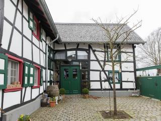 Holiday Home near Monschau National Park, cleaning included - Morsbach - 4
