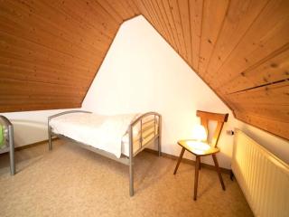 Holiday home near Düsseldorf exhibition centre, cleaning included - Jüchen - 4