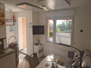 Nice bungalow with terrace , cleaning included - Blankenburg - 3