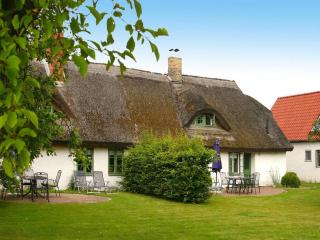 Cottage on Rügen near Breetzer Bodden, cleaning included - Vieregge - 9