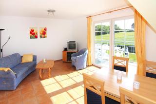 Apartment by Behrensdorfer Beach & Lighthouse, cleaning included - Behrensdorf - 0