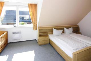Apartment by Behrensdorfer Beach & Lighthouse, cleaning included - Behrensdorf - 1