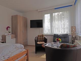 Bungalow in Freest by the Maritime Harbor, cleaning included - Freest - 7