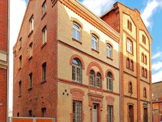 Townhouse in Schwerin near Castle Gardens, cleaning included - Schwerin - 2