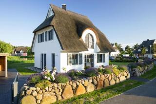 Luxury House in Bodstedt near Lagoon & Sauna, cleaning included - Fuhlendorf - 9